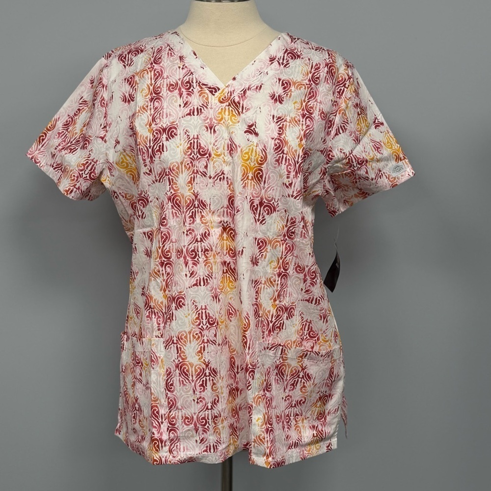 NWT Dickies Scrub M Top Geometric Pink Orange Cotton Scrubs Nurse Uniform Floral